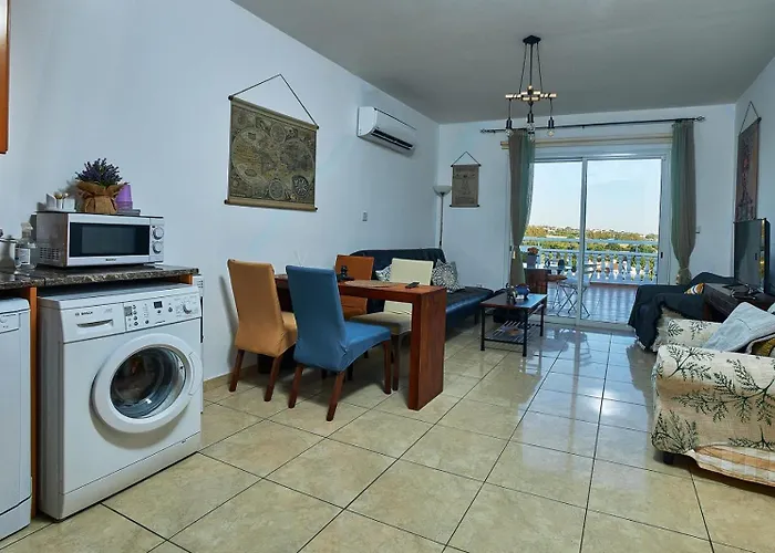 Golden Sunset * Kissonerga